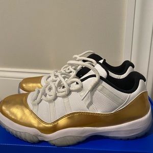 Air Jordan 11 Retro Low
“Closing Ceremony”